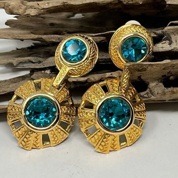 NWOT Swarovski aquamarine vintage clip on earrings - Picture 2 of 9